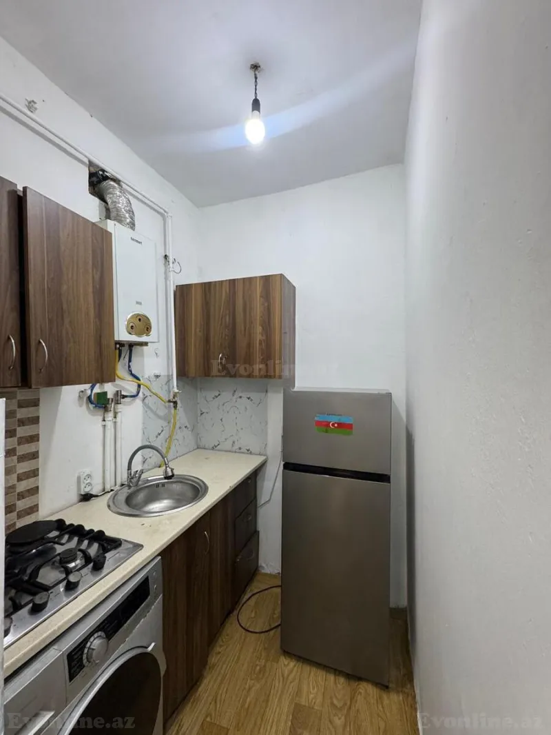 Satılır 2 otaqlı Mənzil Köhnə tikili 45 m² 3-cü mikrorayon - şəkil 4
