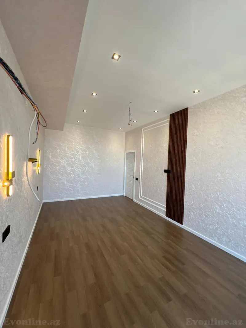 Satılır 3 otaqlı Mənzil Yeni tikili 1366 m² Koroğlu m. - şəkil 13