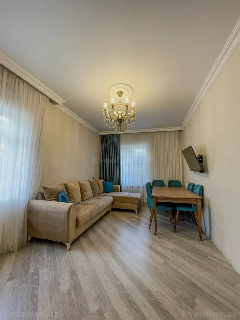 Satılır 2 otaqlı Mənzil Köhnə tikili 60 m² Bakıxanov - şəkil 3