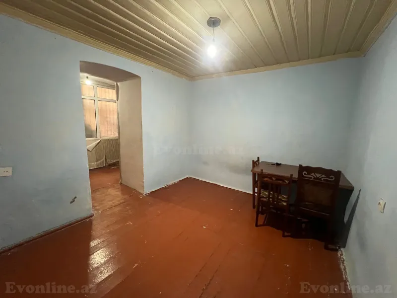 3 otaqlı Mənzil 52 m² 28 May m. Satılır