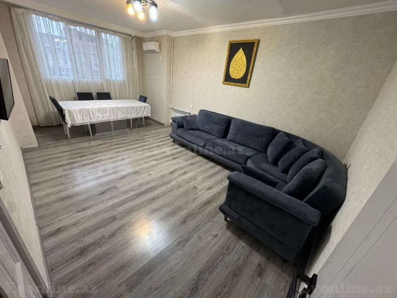 Satılır 4 otaqlı Mənzil Köhnə tikili 100 m² Bakıxanov - şəkil 2