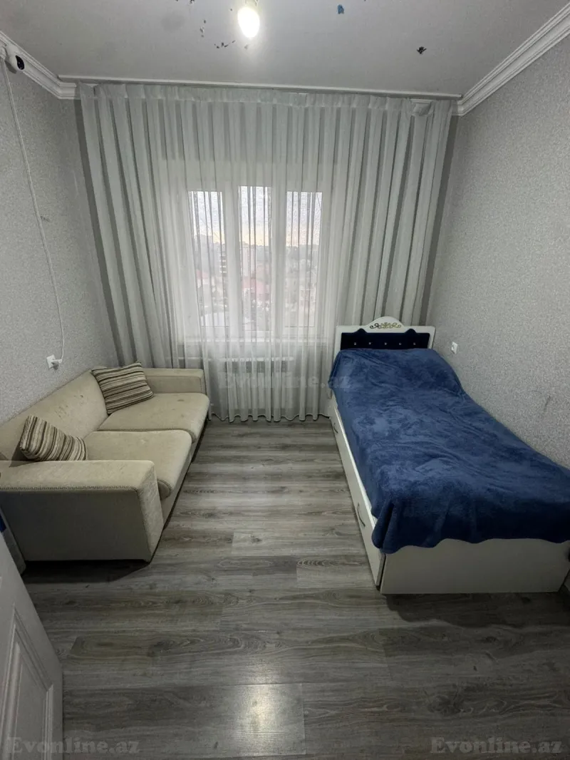 Satılır 4 otaqlı Mənzil Köhnə tikili 100 m² Bakıxanov - şəkil 4