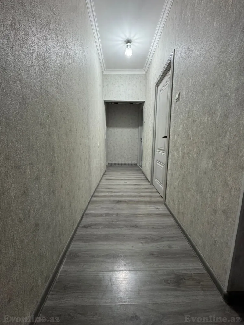 Satılır 4 otaqlı Mənzil Köhnə tikili 100 m² Bakıxanov - şəkil 7