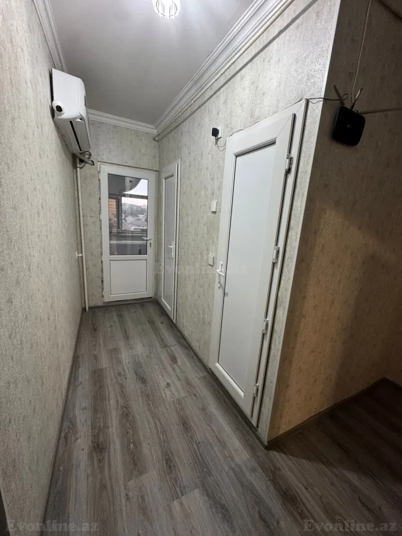 Satılır 4 otaqlı Mənzil Köhnə tikili 100 m² Bakıxanov - şəkil 10