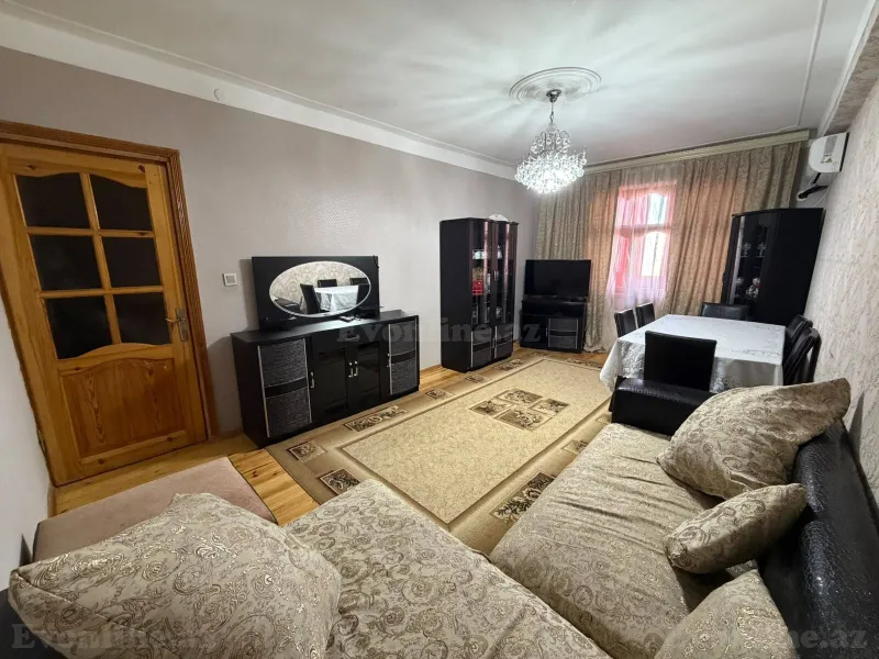 3 otaqlı Mənzil 90 m² Xətai r. Satılır