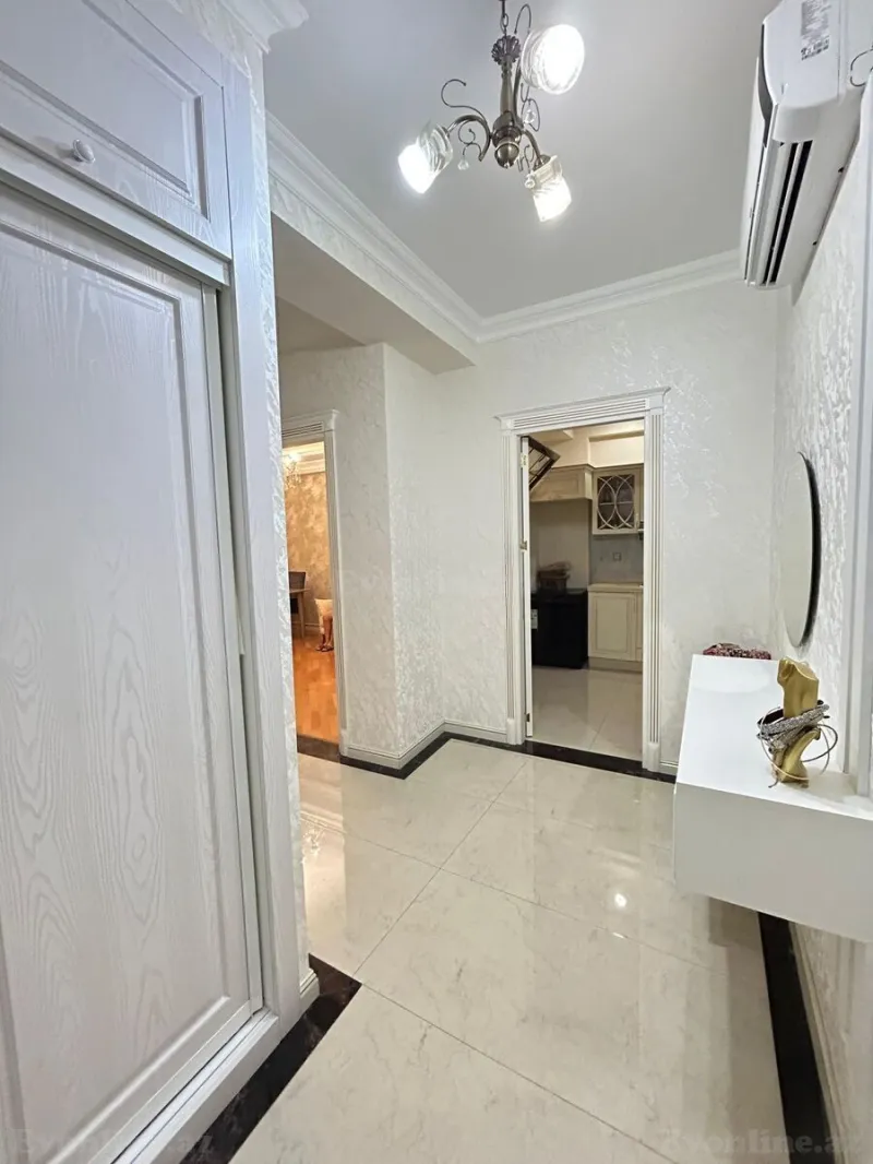 Kirayə verilir 2 otaqlı Mənzil Yeni tikili 80 m² Neftçilər m. - şəkil 7