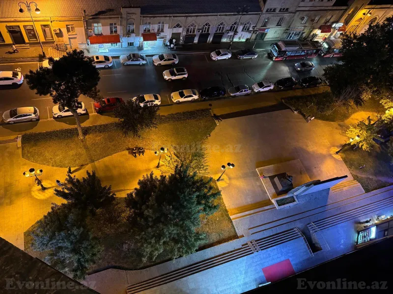 Kirayə verilir 3 otaqlı Mənzil Yeni tikili 135 m² 28 May m. - şəkil 4