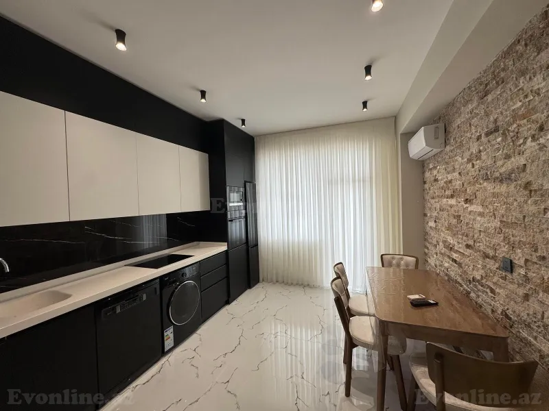 Kirayə verilir 3 otaqlı Mənzil Yeni tikili 135 m² 28 May m. - şəkil 10