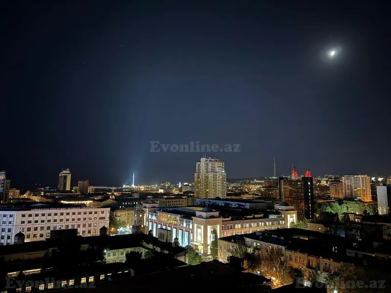 Kirayə verilir 3 otaqlı Mənzil Yeni tikili 135 m² 28 May m. - şəkil 25