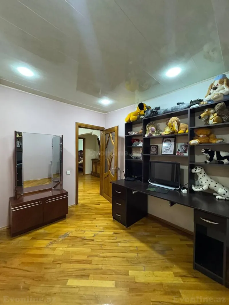 Satılır 4 otaqlı Mənzil Köhnə tikili 110 m² Əhmədli - şəkil 5