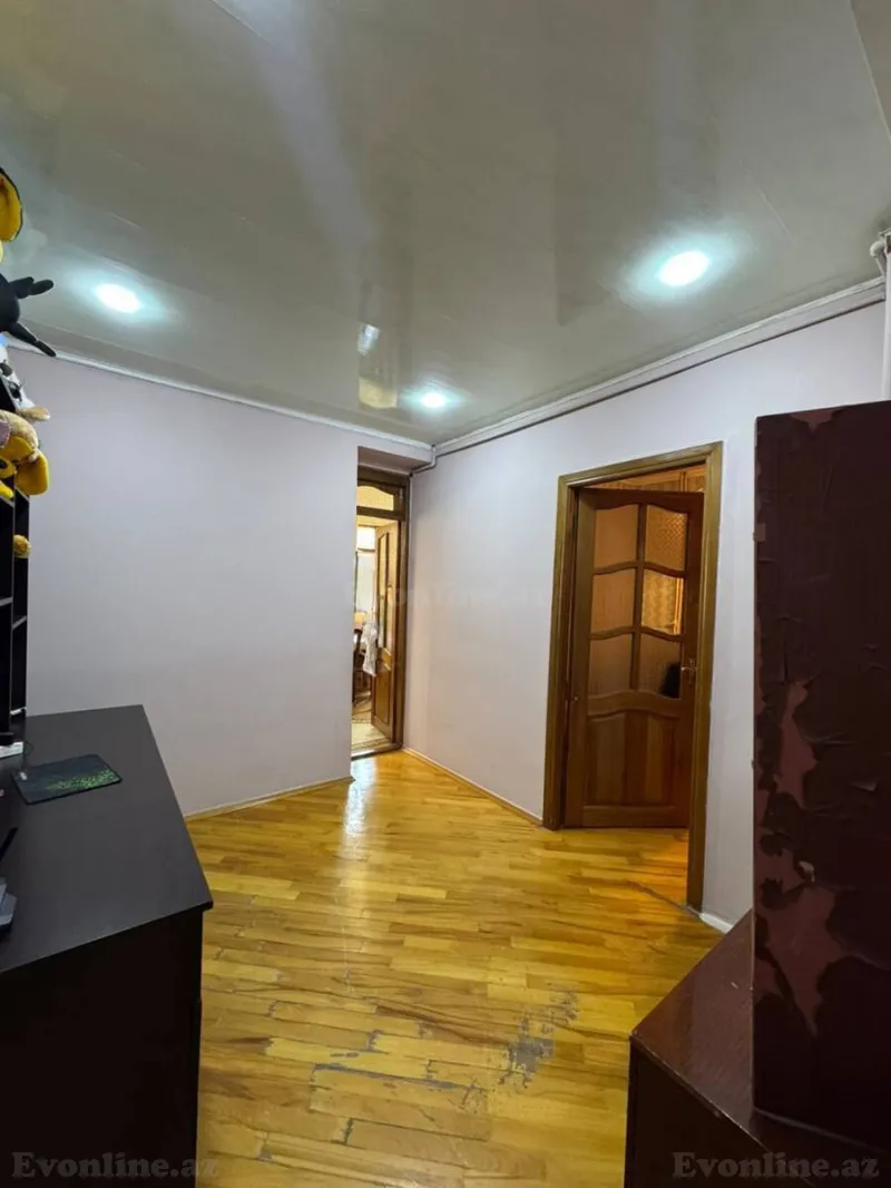 Satılır 4 otaqlı Mənzil Köhnə tikili 110 m² Əhmədli - şəkil 6