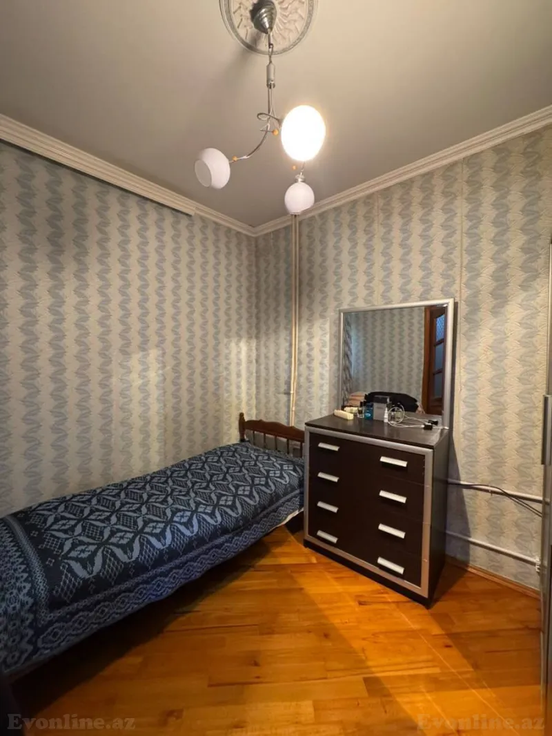 Satılır 4 otaqlı Mənzil Köhnə tikili 110 m² Əhmədli - şəkil 14