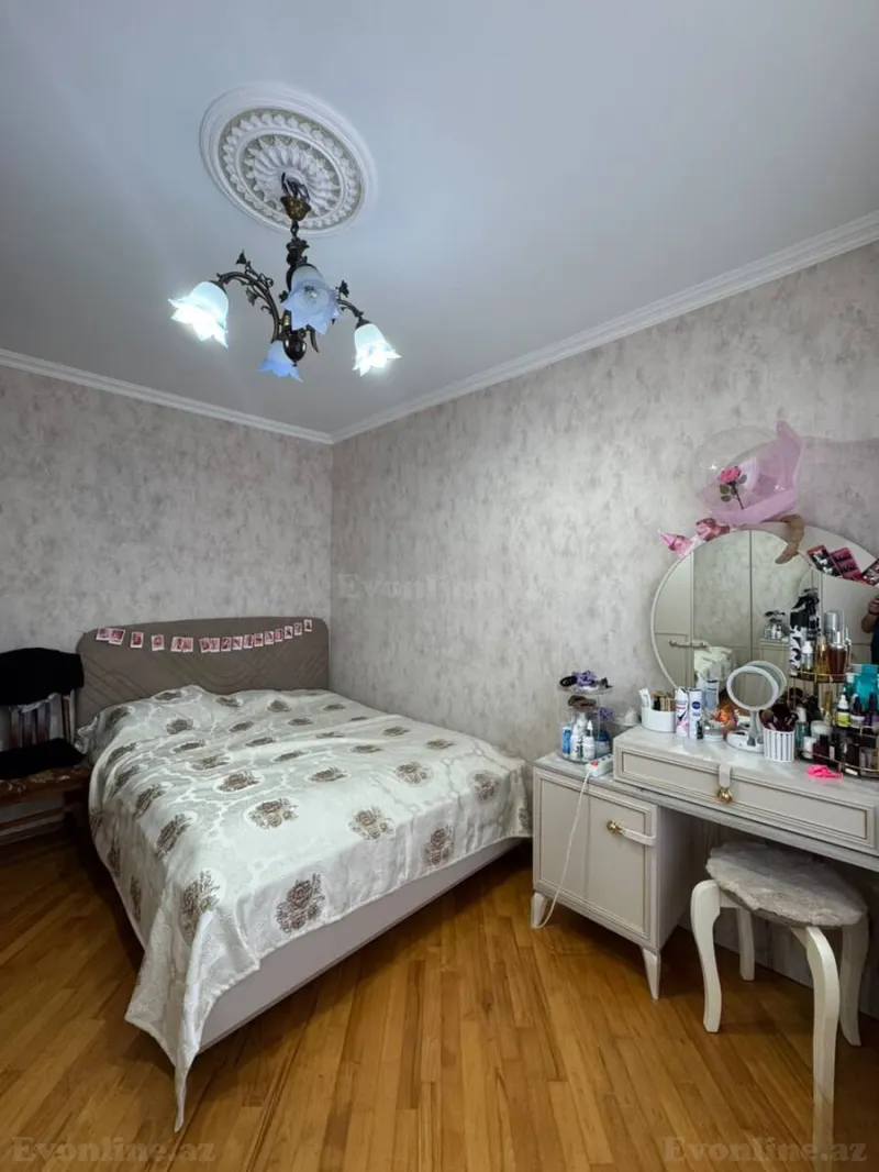 Satılır 4 otaqlı Mənzil Köhnə tikili 110 m² Əhmədli - şəkil 17