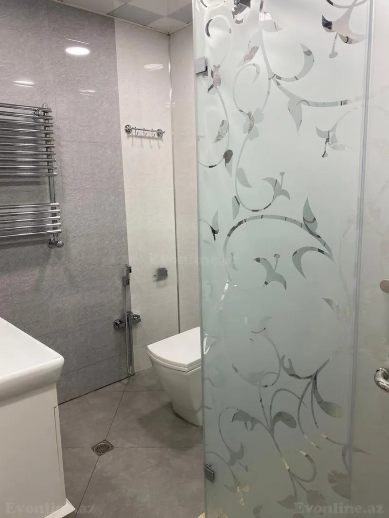 Satılır 3 otaqlı Mənzil Yeni tikili 145 m² Nərimanov r. - şəkil 4