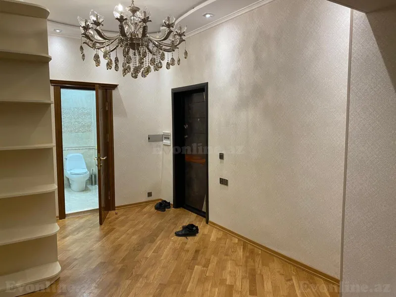 Satılır 3 otaqlı Mənzil Yeni tikili 145 m² Nərimanov r. - şəkil 5