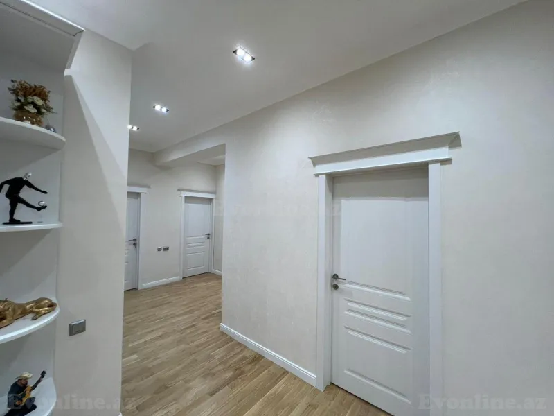 Satılır 4 otaqlı Mənzil Yeni tikili 175 m² Nərimanov r. - şəkil 7