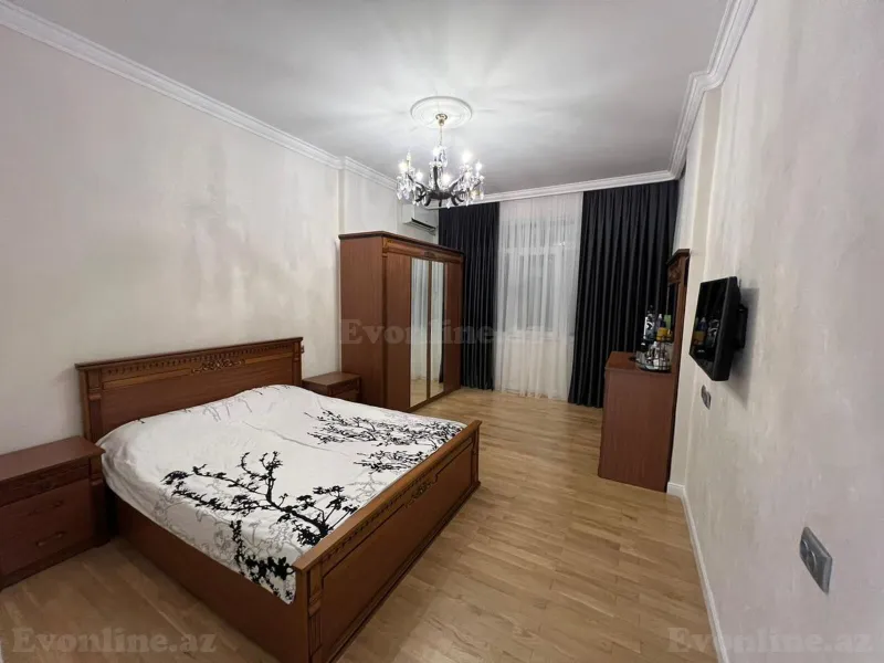Satılır 4 otaqlı Mənzil Yeni tikili 175 m² Nərimanov r. - şəkil 16