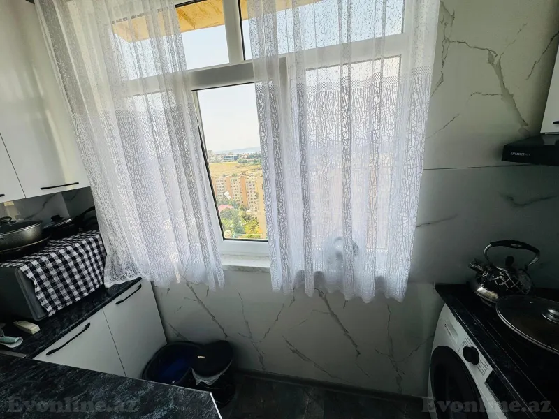 Satılır 2 otaqlı Mənzil Köhnə tikili 46 m² Yeni Günəşli - şəkil 3