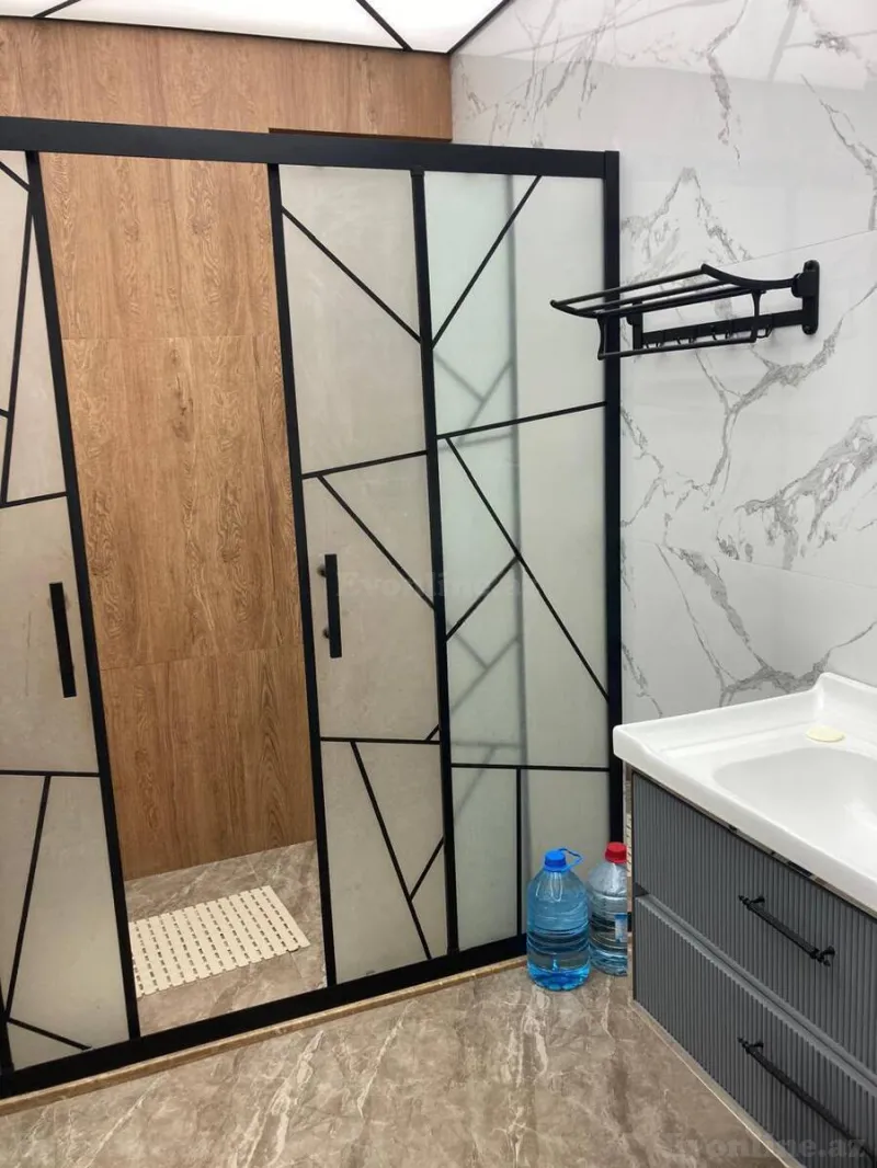 Kirayə verilir 3 otaqlı Mənzil Yeni tikili 150 m² 28 May m. - şəkil 17