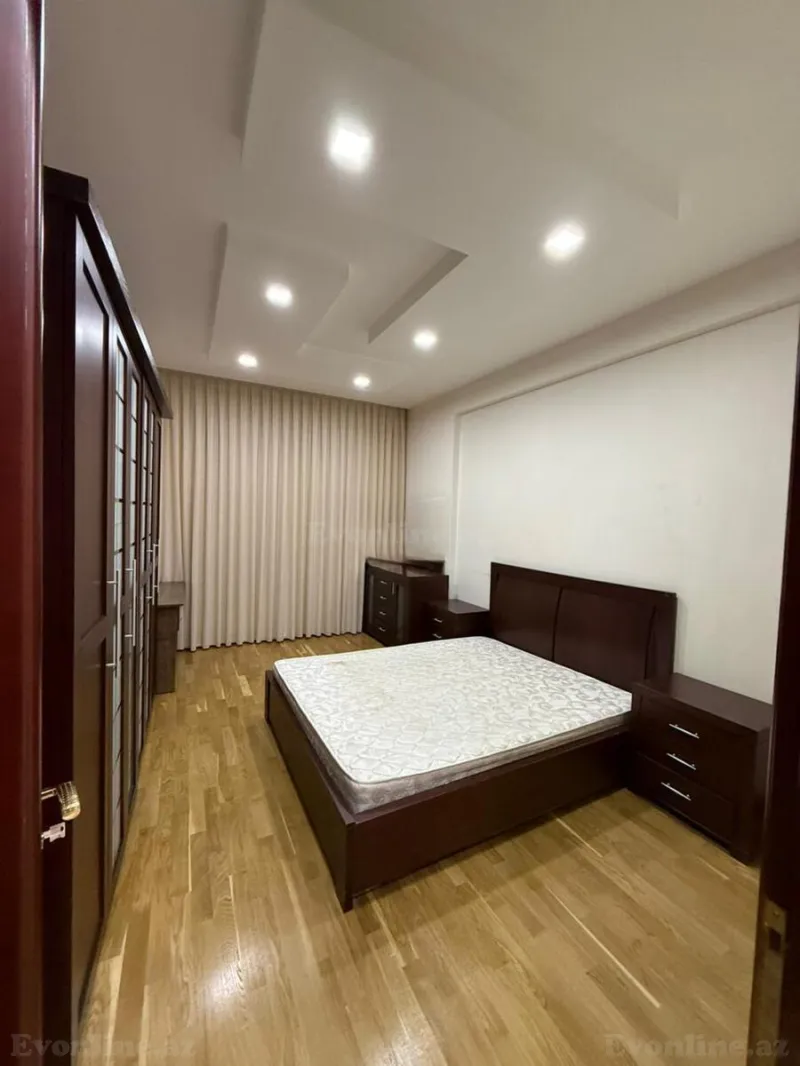 Kirayə verilir 4 otaqlı Mənzil Yeni tikili 240 m² Nəsimi r. - şəkil 8