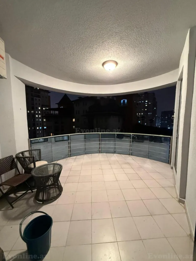 Kirayə verilir 4 otaqlı Mənzil Yeni tikili 240 m² Nəsimi r. - şəkil 18
