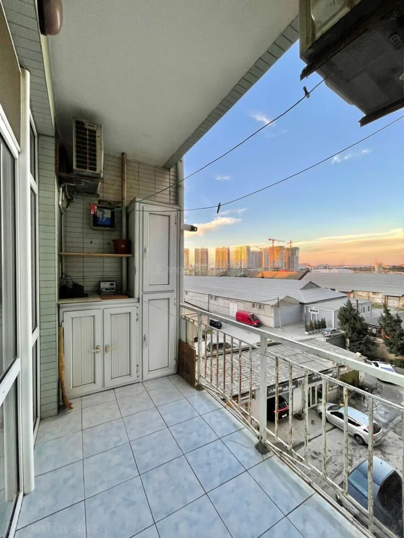 Kirayə verilir 2 otaqlı Mənzil Yeni tikili 90 m² Bakmil m. - şəkil 11