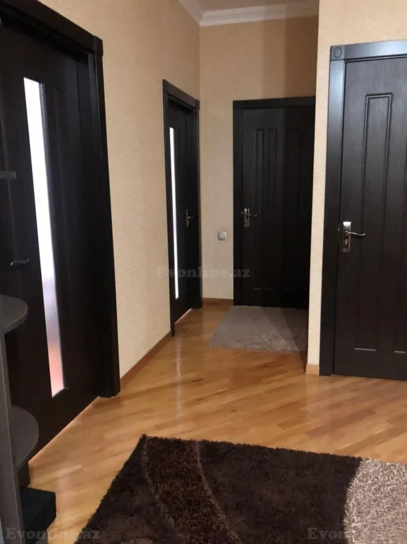 Kirayə verilir 3 otaqlı Mənzil Yeni tikili 140 m² Koroğlu m. - şəkil 10