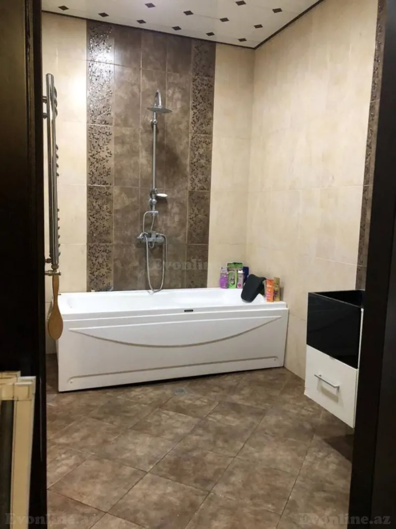 Kirayə verilir 3 otaqlı Mənzil Yeni tikili 140 m² Koroğlu m. - şəkil 13