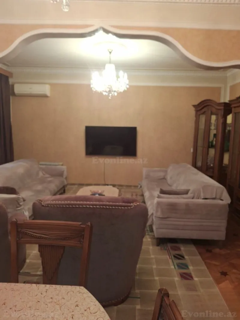 Satılır 5 otaqlı Mənzil Köhnə tikili 150 m² 8-ci kilometr - şəkil 2