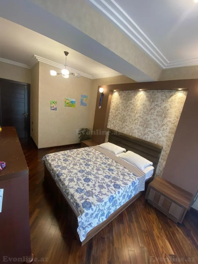 Satılır 3 otaqlı Mənzil Yeni tikili 138 m² Xətai r. - şəkil 2