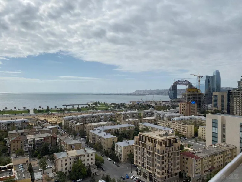 Kirayə verilir 3 otaqlı Mənzil Yeni tikili 160 m² Xətai r. - şəkil 2