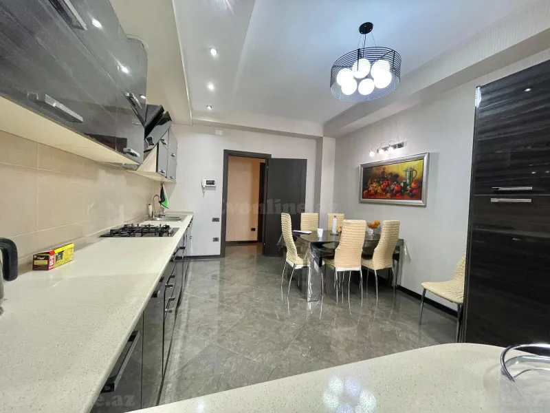Kirayə verilir 3 otaqlı Mənzil Yeni tikili 160 m² Xətai r. - şəkil 11