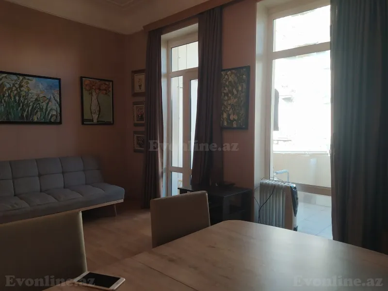 Satılır 3 otaqlı Mənzil Köhnə tikili 80 m² 28 May m. - şəkil 4