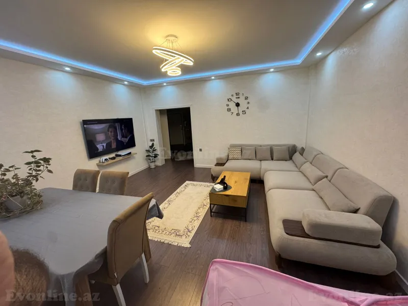 3 otaqlı Mənzil 104 m² Bakıxanov Satılır
