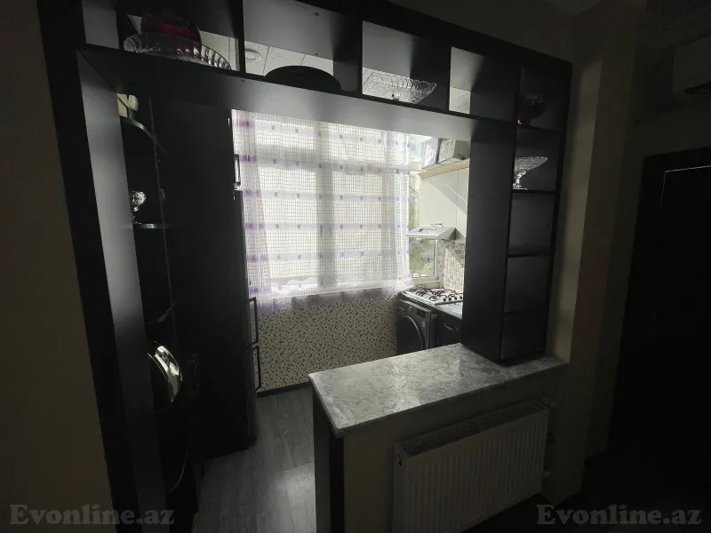 Satılır 2 otaqlı Mənzil Köhnə tikili 55 m² Memar Əcəmi m. - şəkil 2