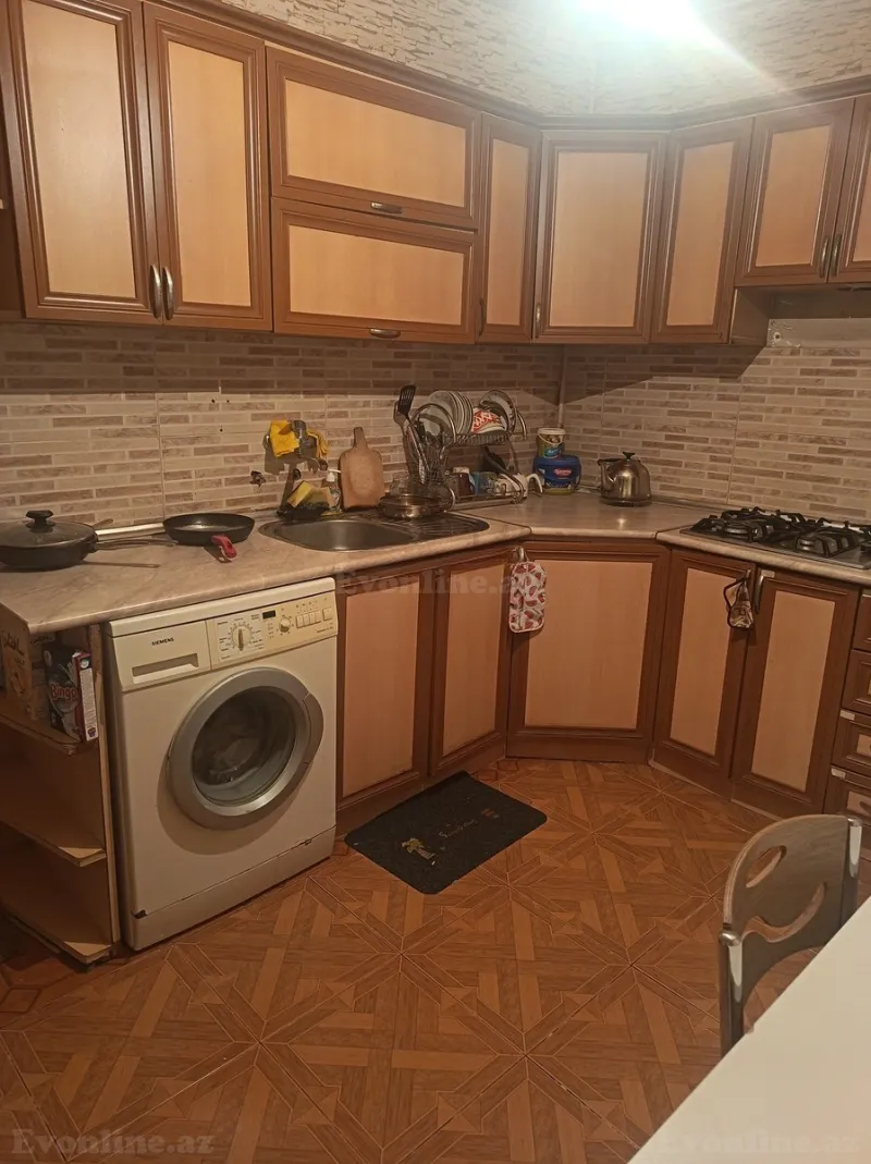 Kirayə verilir 3 otaqlı Mənzil Köhnə tikili 90 m² Nizami m. - şəkil 2