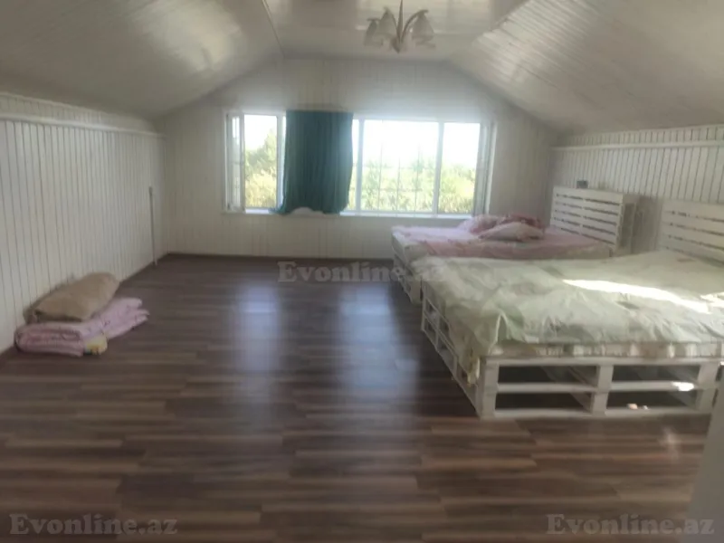 5 otaqlı Həyət evi 200 m² Xudat Satılır