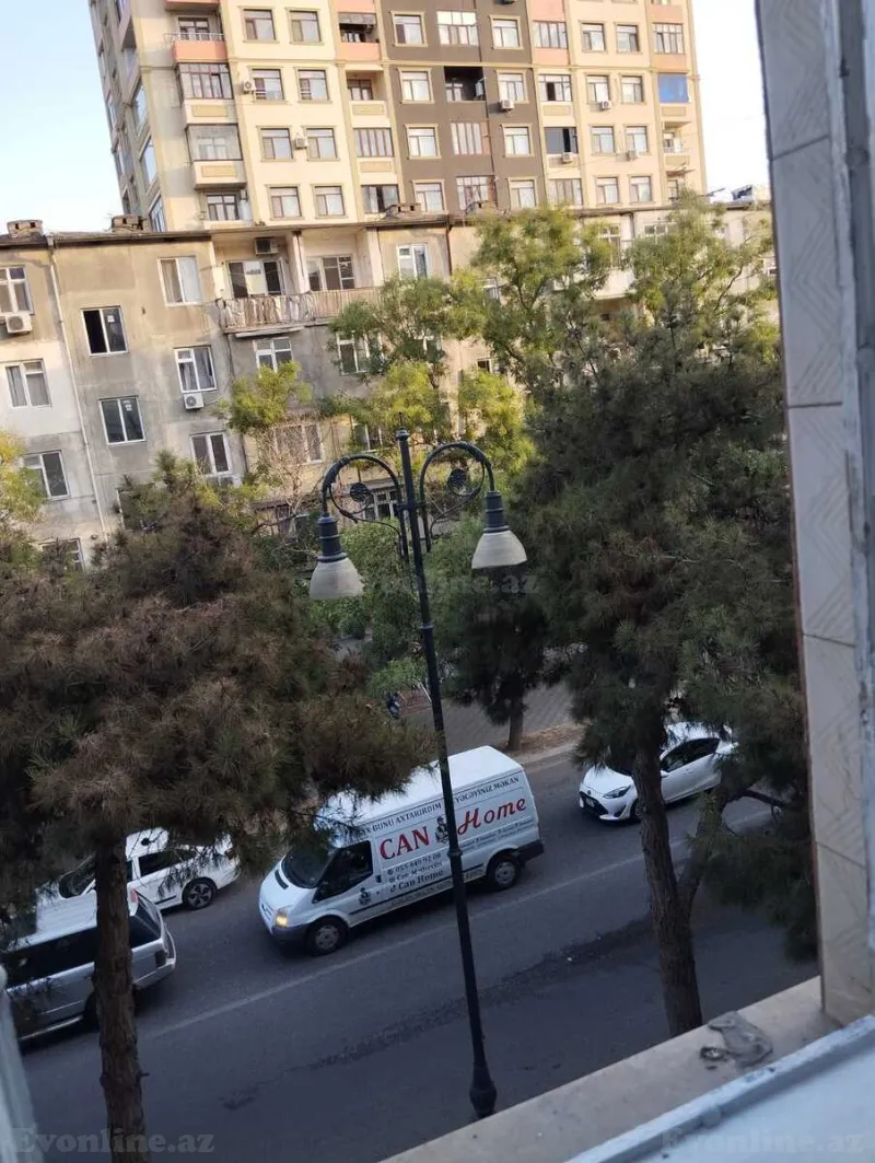 Satılır 2 otaqlı Mənzil Köhnə tikili 55 m² 4-cü mikrorayon - şəkil 2