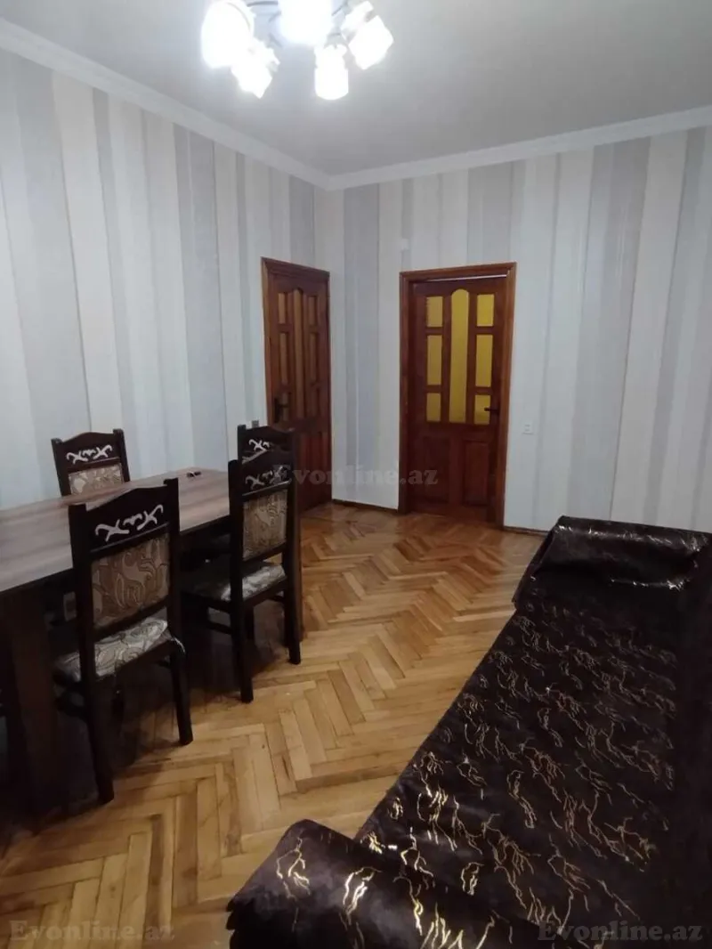 Satılır 2 otaqlı Mənzil Köhnə tikili 55 m² 4-cü mikrorayon - şəkil 5