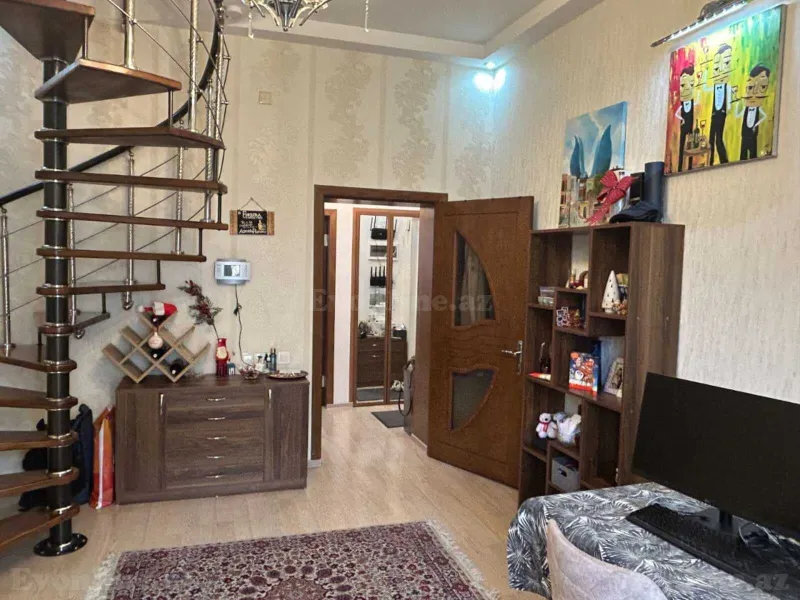 Kirayə verilir 2 otaqlı Mənzil Köhnə tikili 55 m² Nəsimi r. - şəkil 2