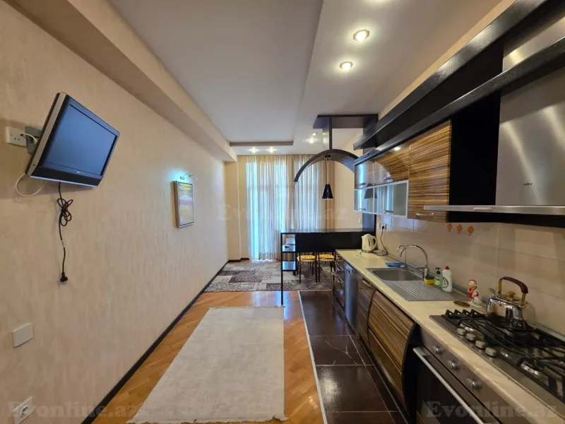Kirayə verilir 3 otaqlı Mənzil Yeni tikili 145 m² Nizami m. - şəkil 12