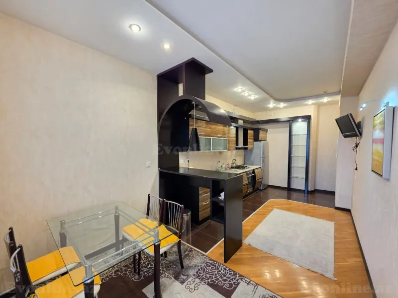 Kirayə verilir 3 otaqlı Mənzil Yeni tikili 145 m² Nizami m. - şəkil 14