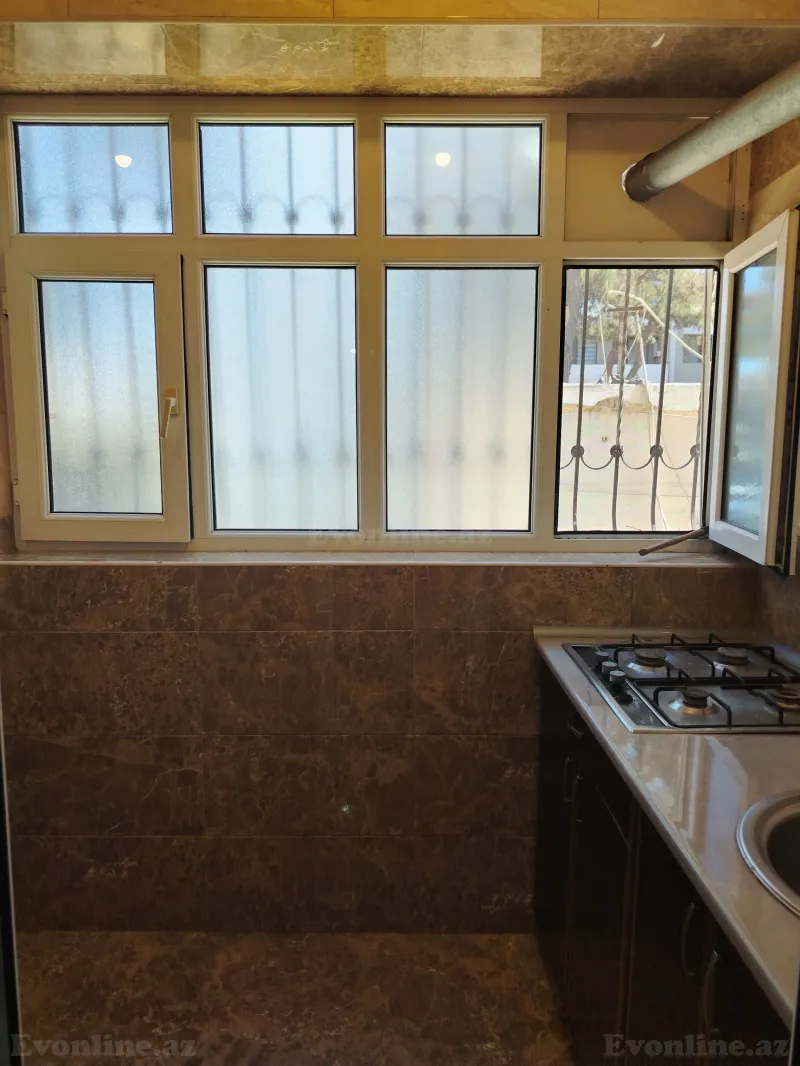Satılır 2 otaqlı Mənzil Köhnə tikili 35 m² Qaraçuxur - şəkil 2