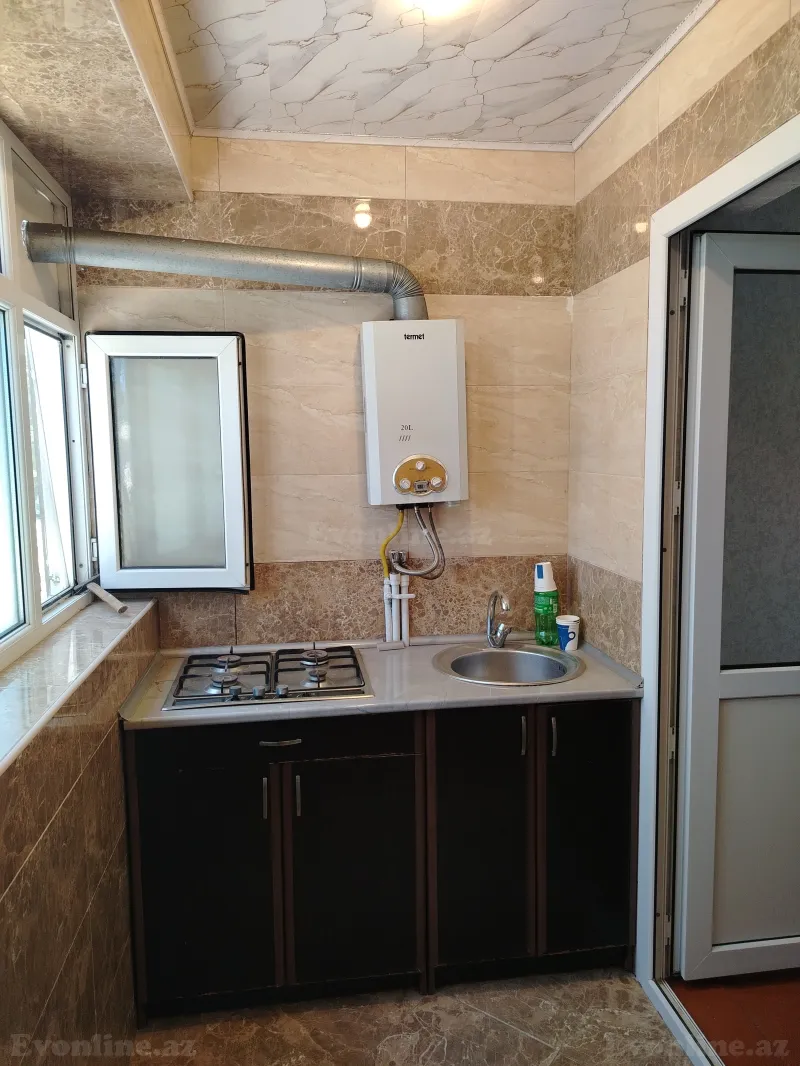 Satılır 2 otaqlı Mənzil Köhnə tikili 35 m² Qaraçuxur - şəkil 5