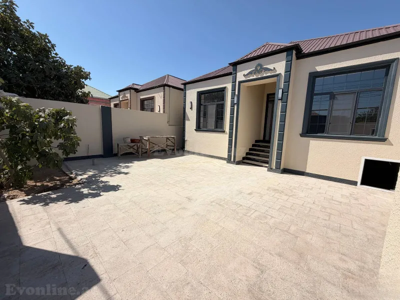 4 otaqlı Həyət evi 100 m² Binə Satılır