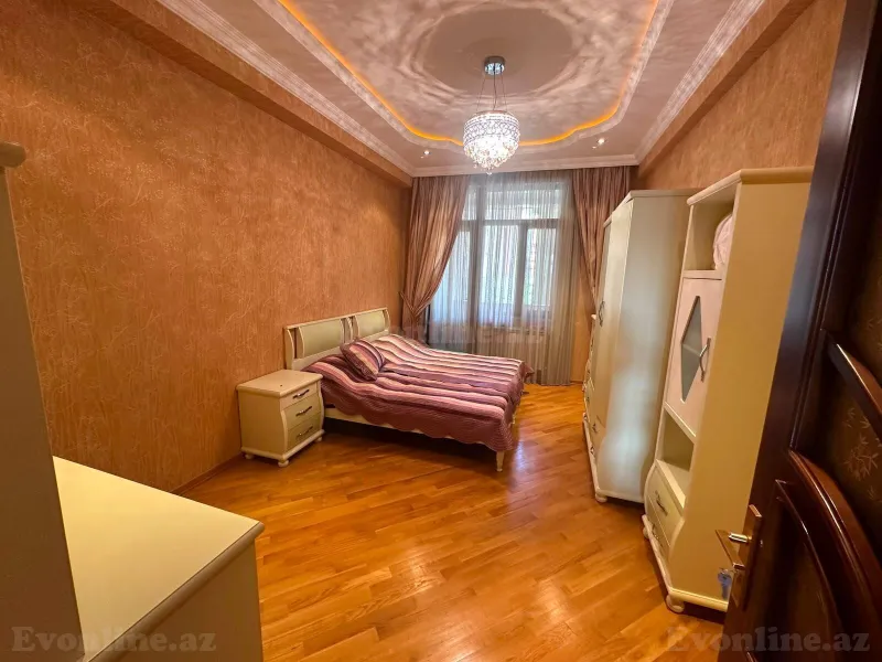 Kirayə verilir 4 otaqlı Mənzil Yeni tikili 220 m² Gənclik m. - şəkil 8