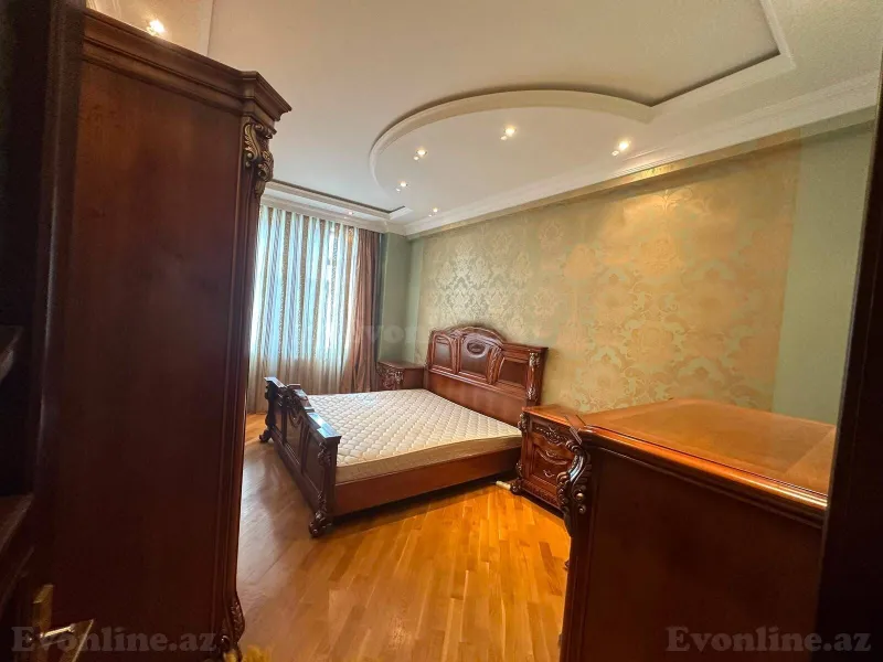 Kirayə verilir 4 otaqlı Mənzil Yeni tikili 220 m² Gənclik m. - şəkil 10