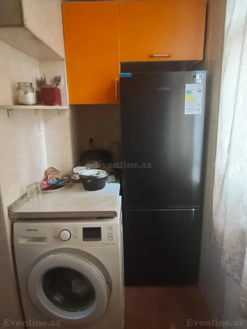 Satılır 2 otaqlı Mənzil Köhnə tikili 45 m² Bakıxanov - şəkil 5