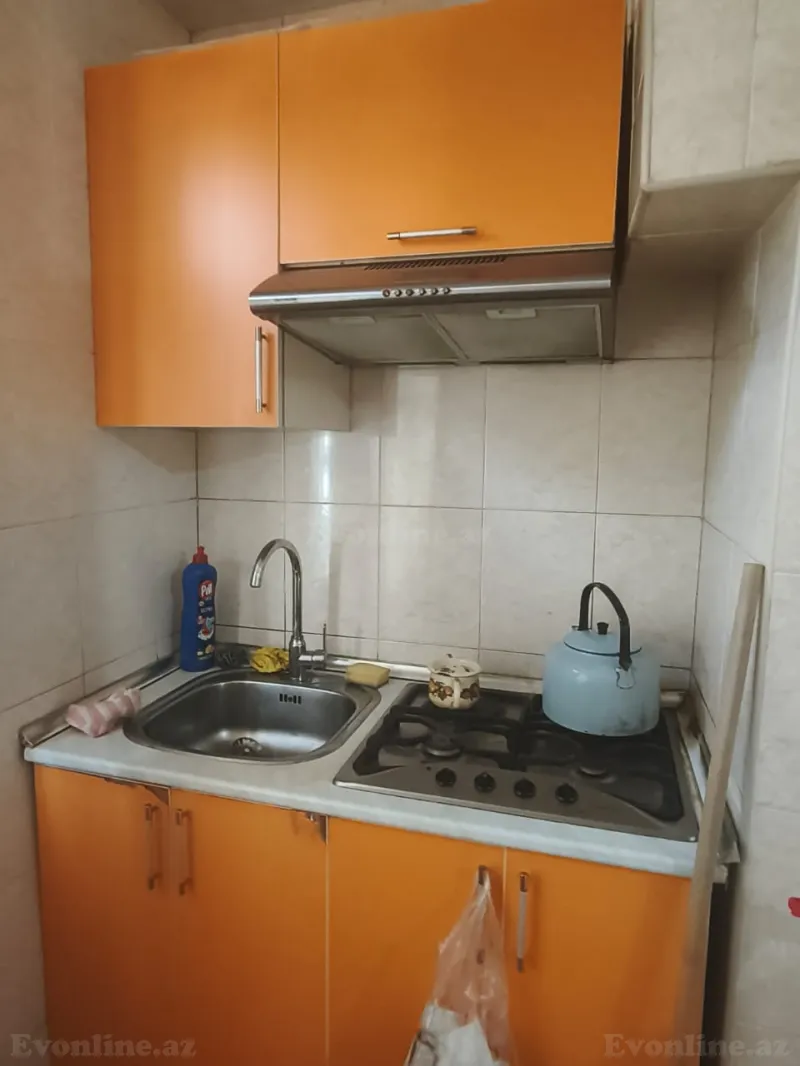 Satılır 2 otaqlı Mənzil Köhnə tikili 45 m² Bakıxanov - şəkil 6