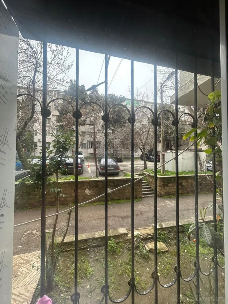 2 otaqlı Mənzil 50 m² 4-cü mikrorayon Kirayə verilir